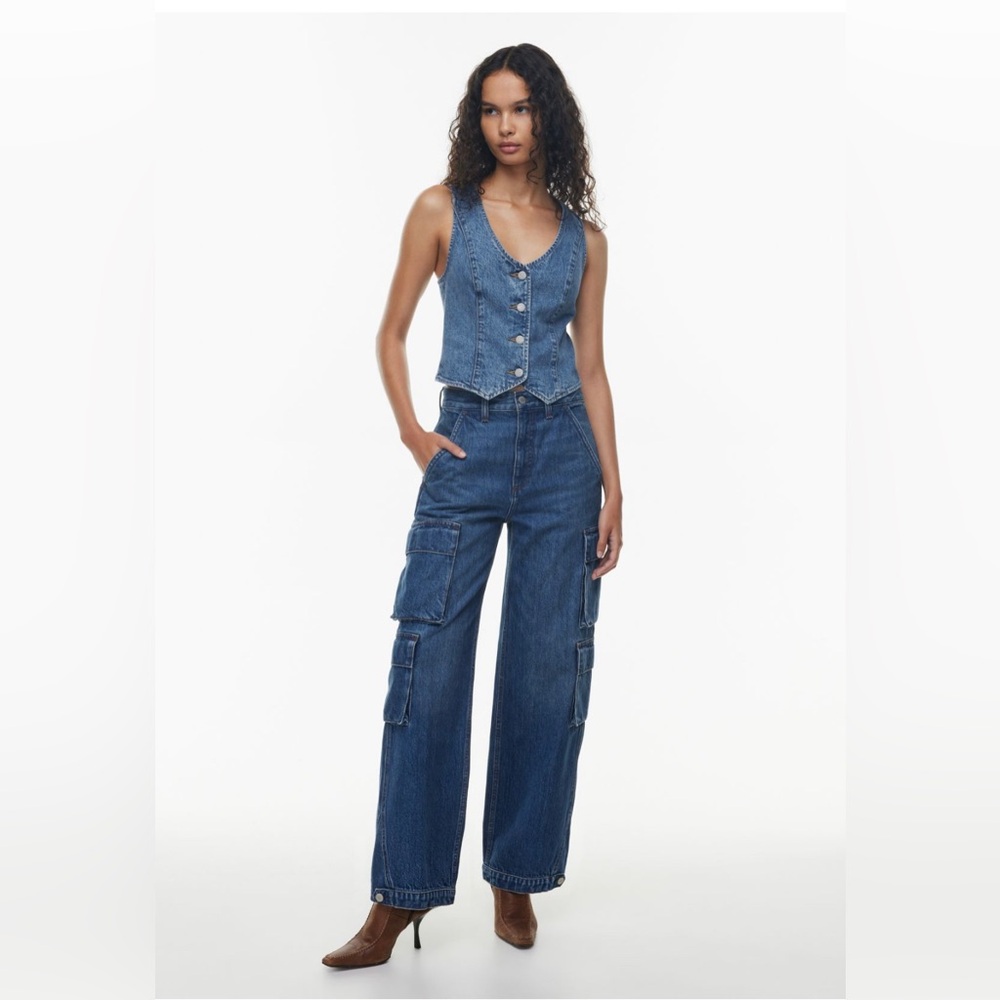 Aritzia Denim Forum 90s Millie Cargo Jeans Size 27